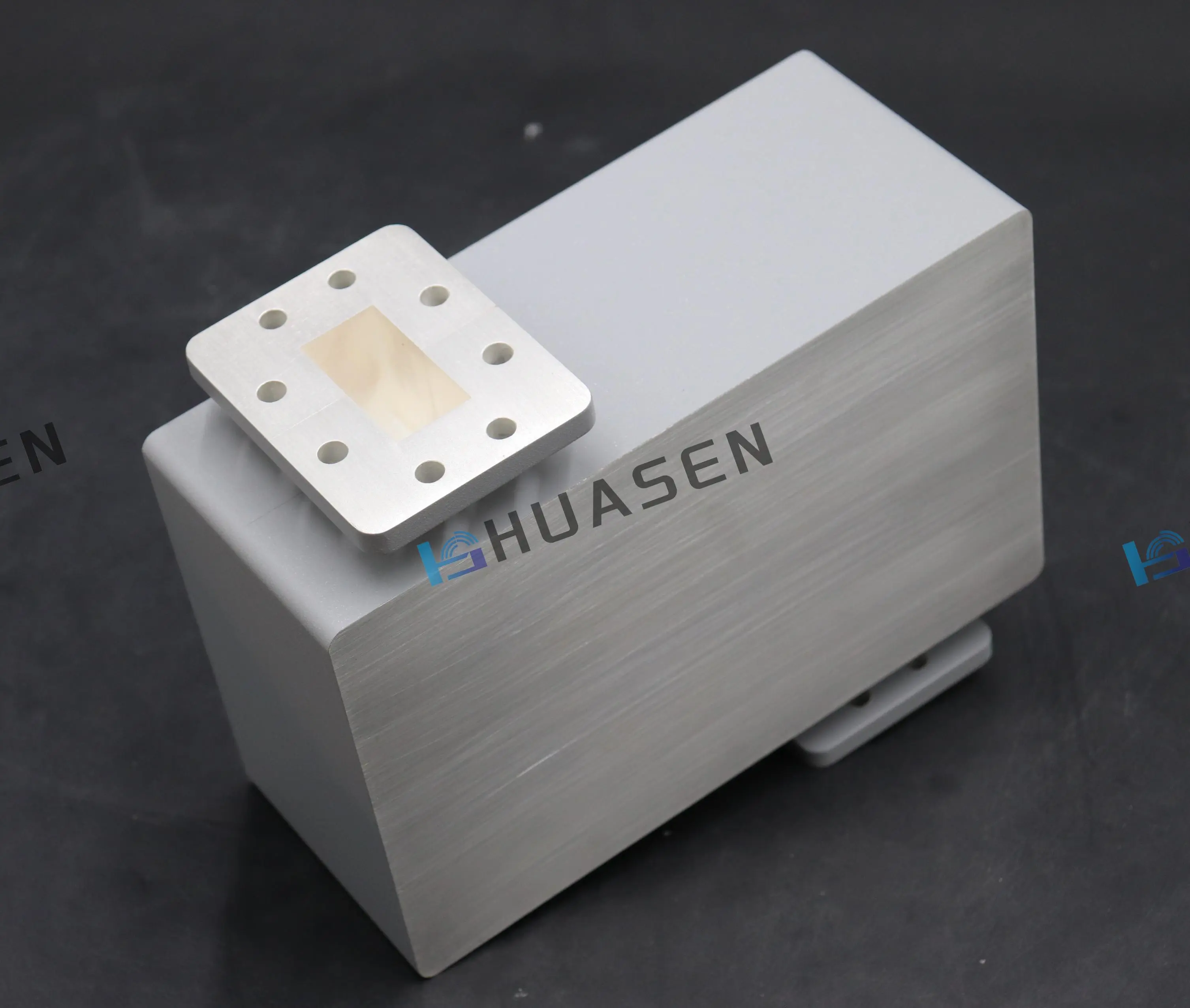 Waveguide bandpass filters Waveguide bandpass filters