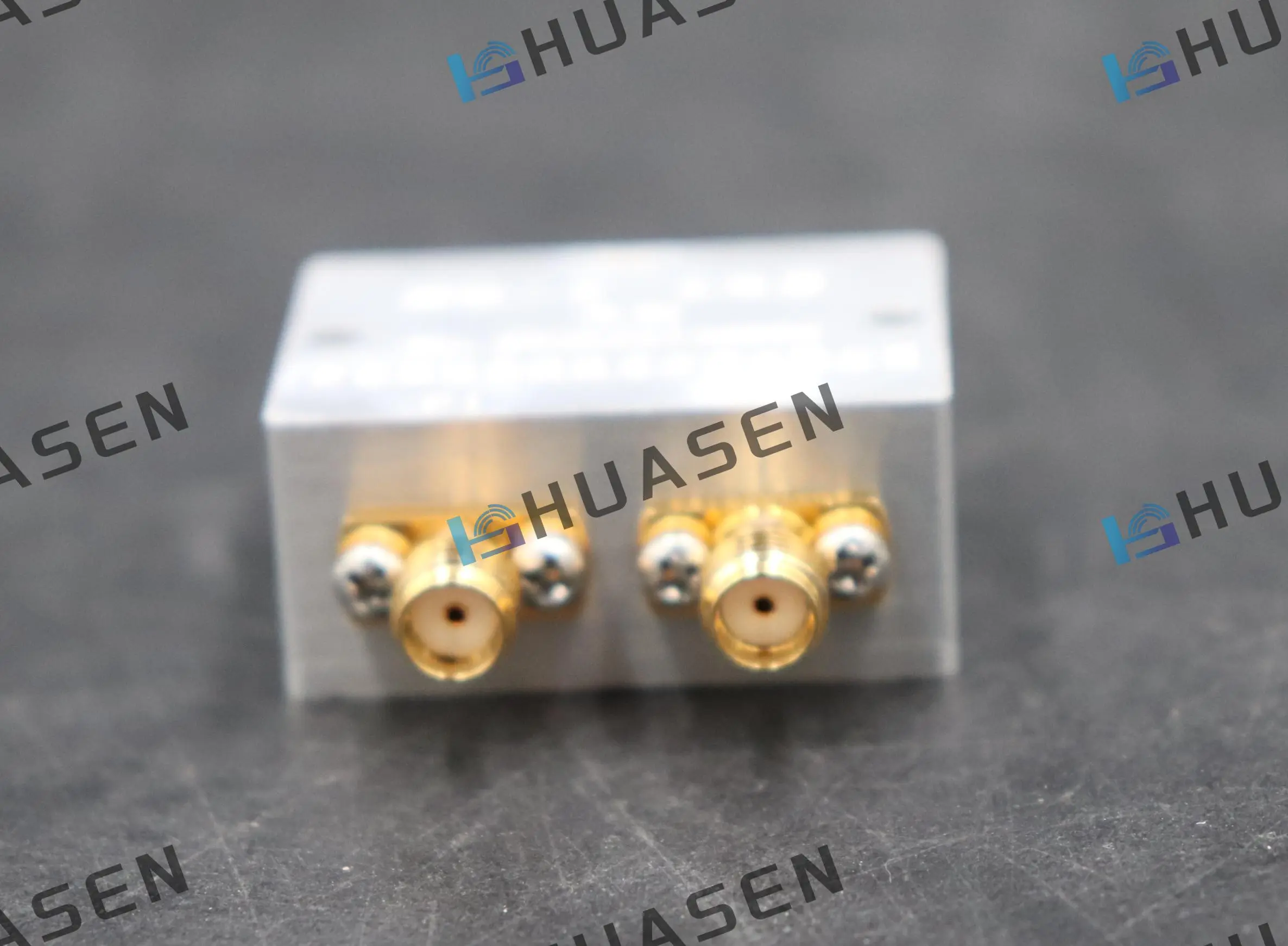 Coaxial Power Combiner Coaxial Power Combiner
