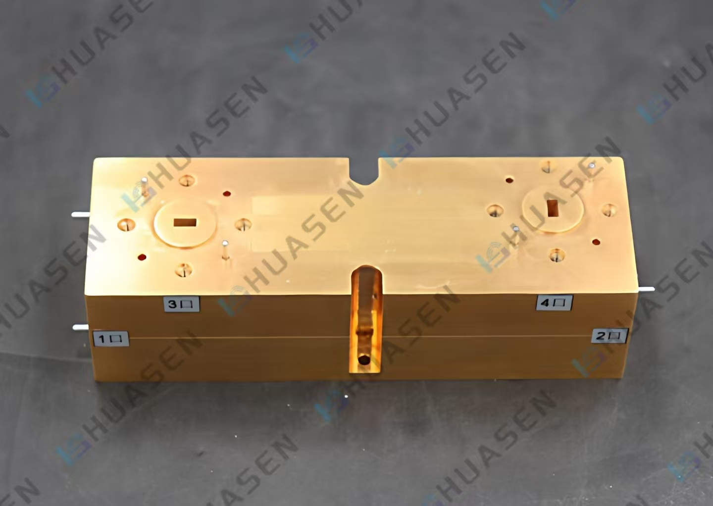 Waveguide Differential Phase Shift Circulator Waveguide Differential Phase Shift Circulator