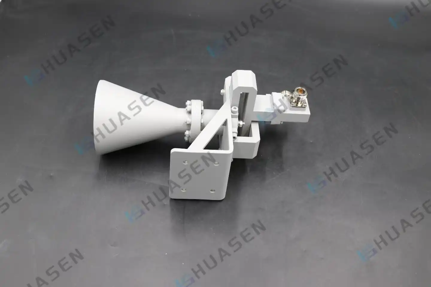 Dual Polarized Horn Antenna-h1