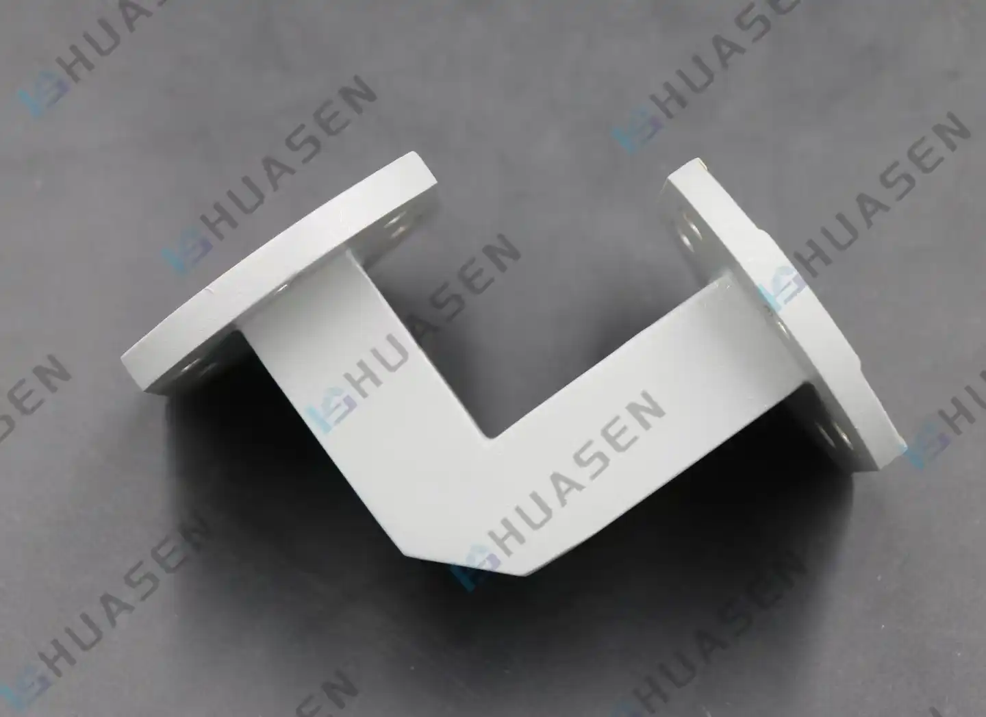Mitered Bend Waveguide-i1