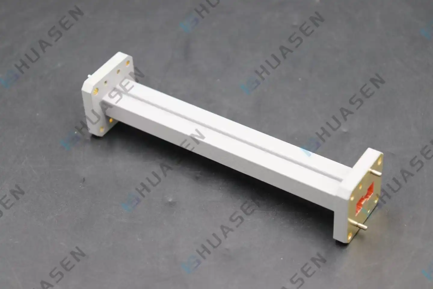 Double Ridged Straight Waveguide-o