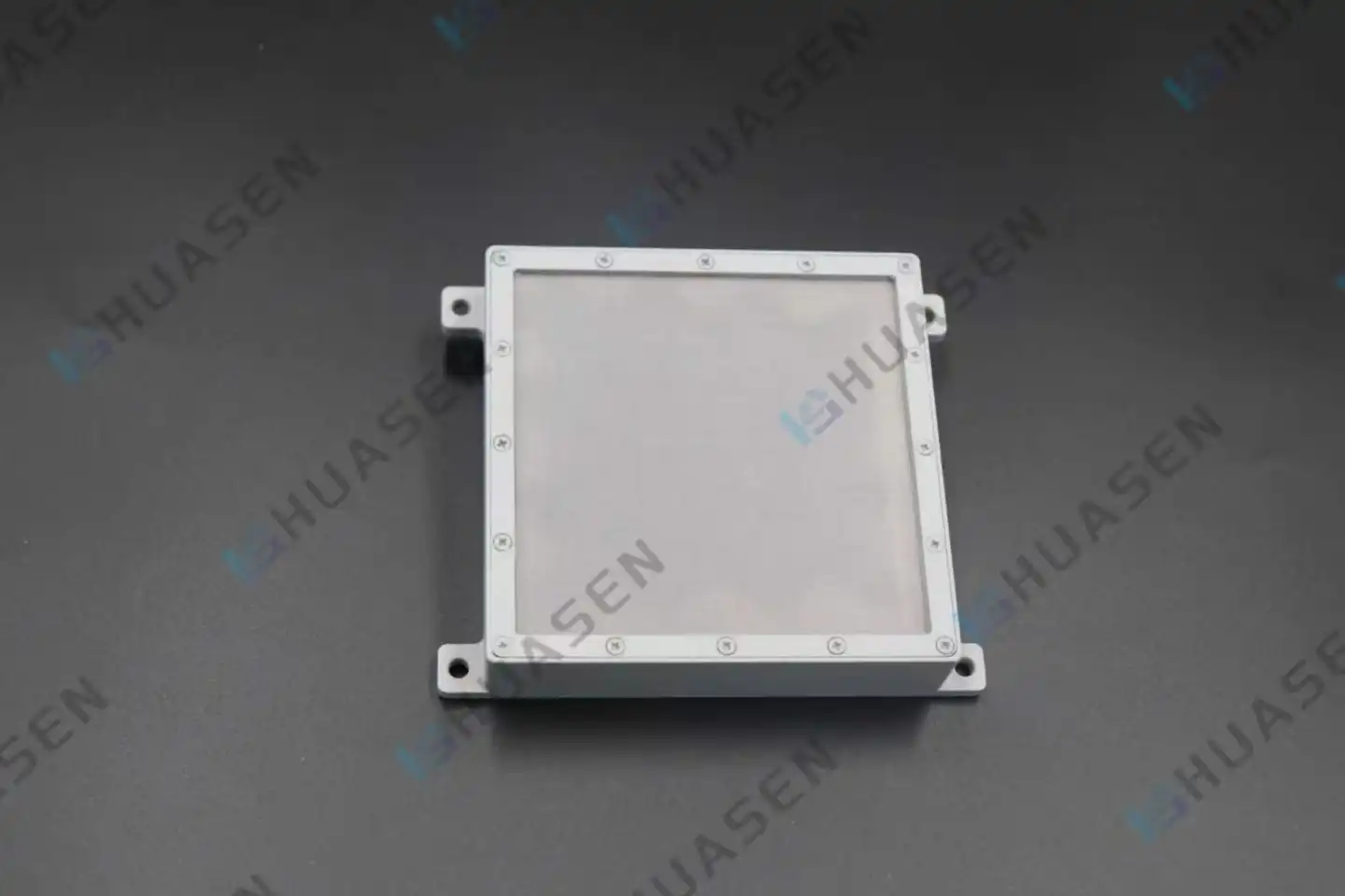 Circularly Polarized Microstrip Antenna-u1